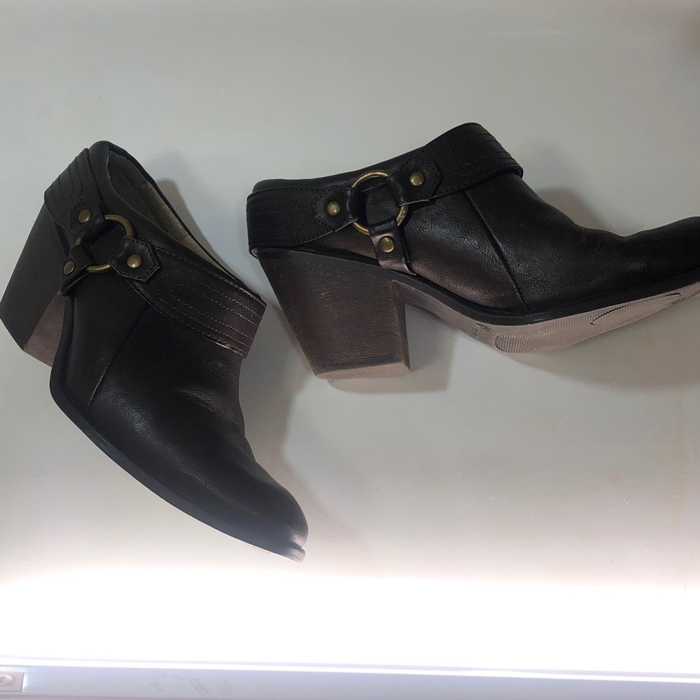 Faded Glory Dark Brown Leather Chukka Booties with Buckle - Picture 1 of 14